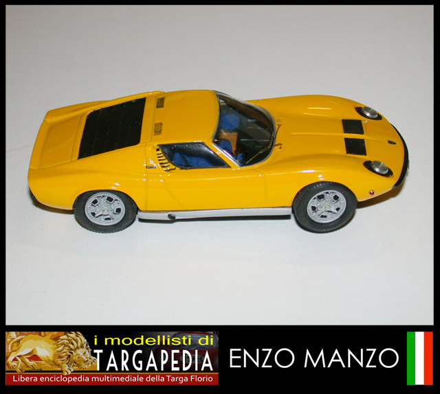 Lamborghini Miura - AMR 1.43 (3).jpg